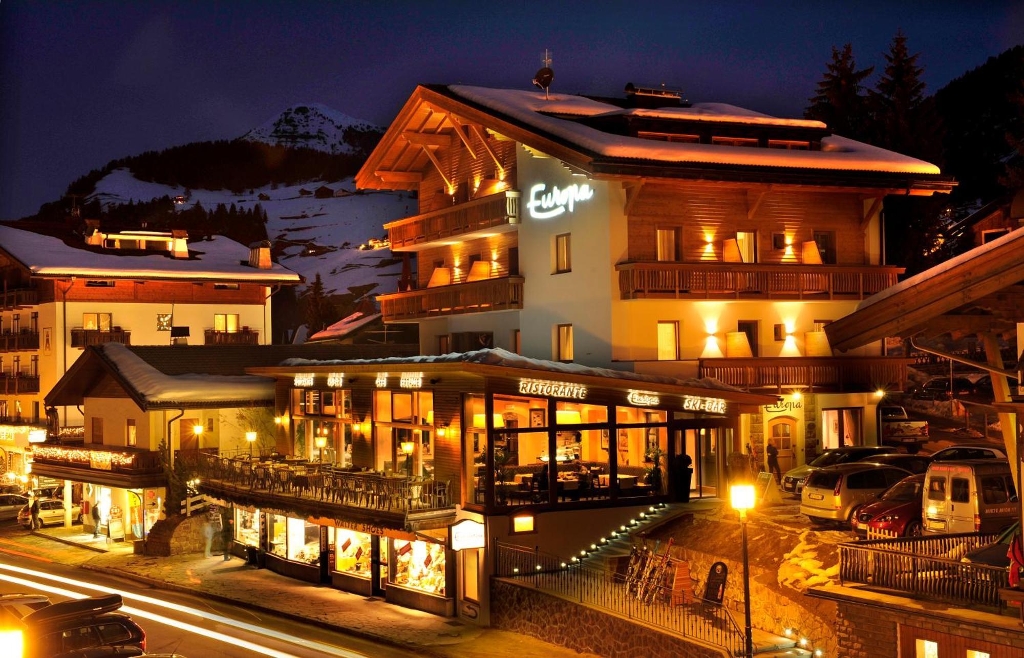 Hotel Europa Dolomites Сельва-ді-Валь-Гардена Екстер'єр фото